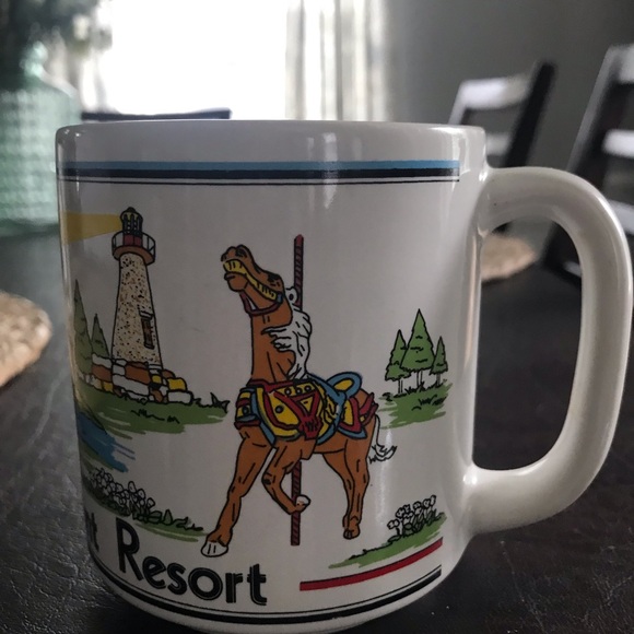 Mugs - Picture 15 of 16